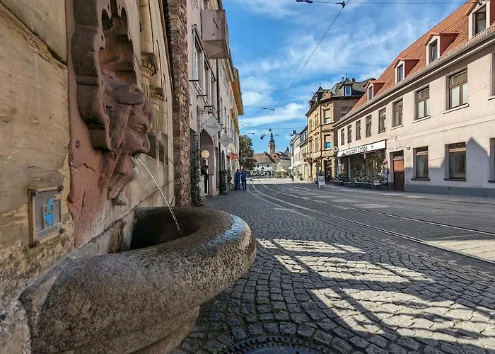 65qm Altbaucharme Mit Zwei Balkonen Lägenhet Karlsruhe